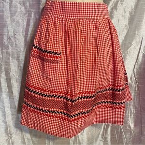 Beautiful handmade vintage apron with embroidery GUC, total length 76” lovely